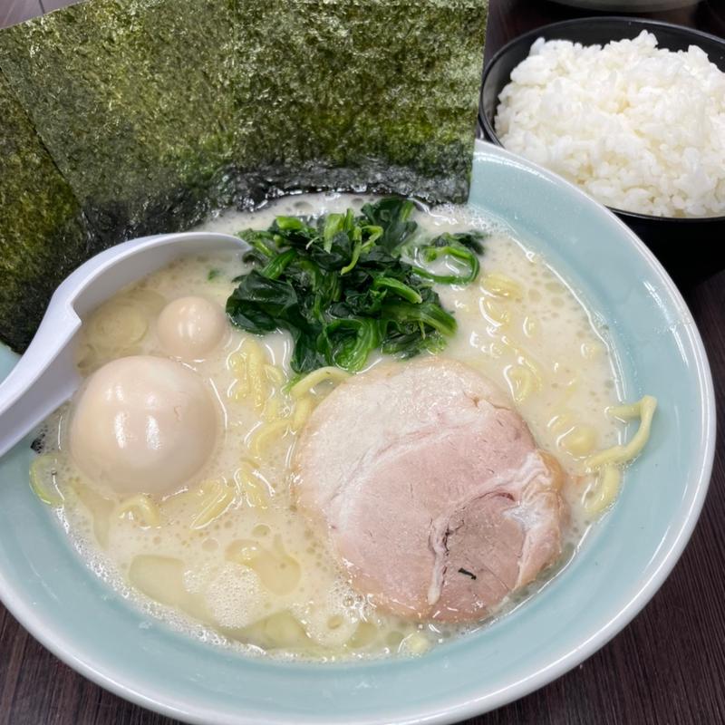 (横浜家系ラーメン 大阪なんば 魂心家)