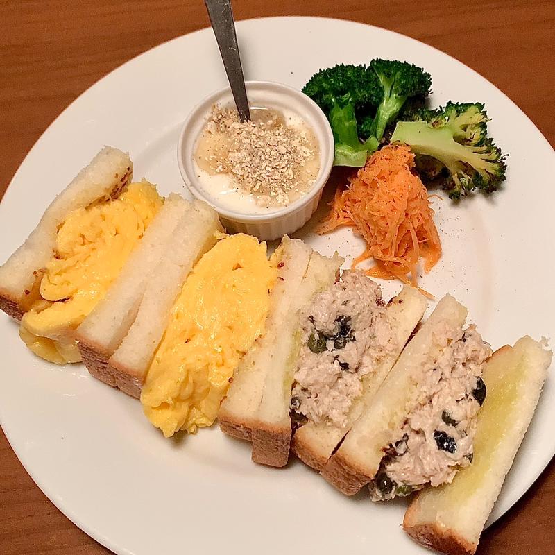 たまごとツナのサンドイッチ(SONGBIRD COFFEE （ソングバード コーヒー）)