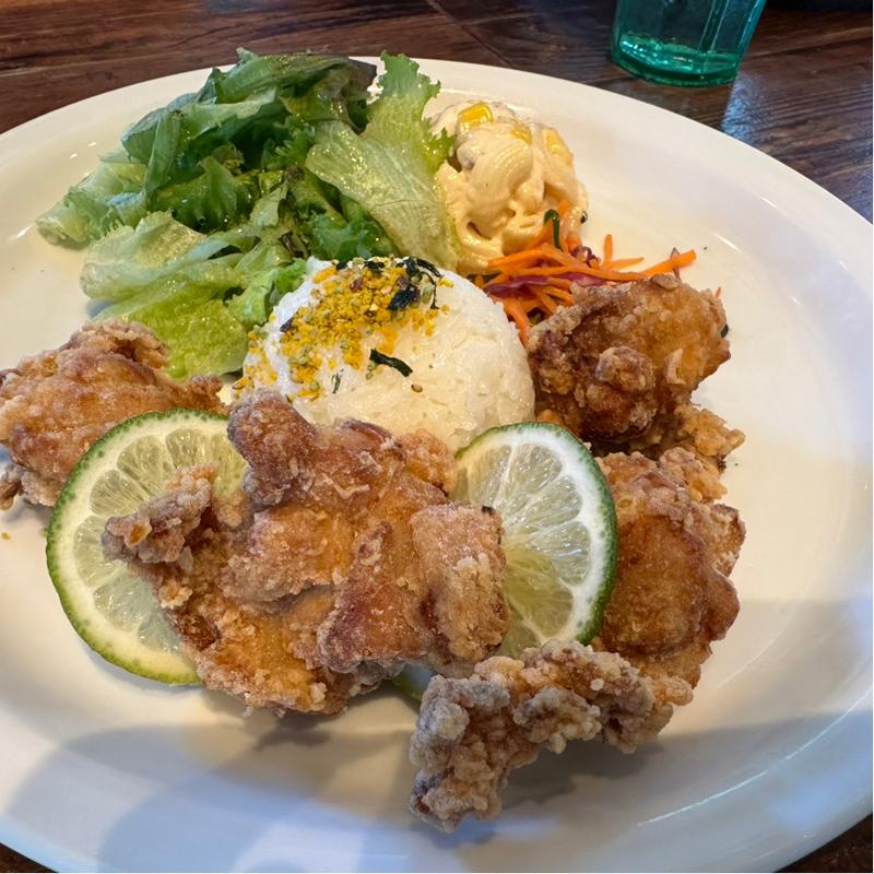 (アロハテーブル 飯田橋 （ALOHA TABLE）)