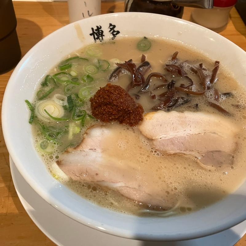 赤とんこつ(博多 一吹 (はかたいぶき)【豚骨ラーメン専門店】)