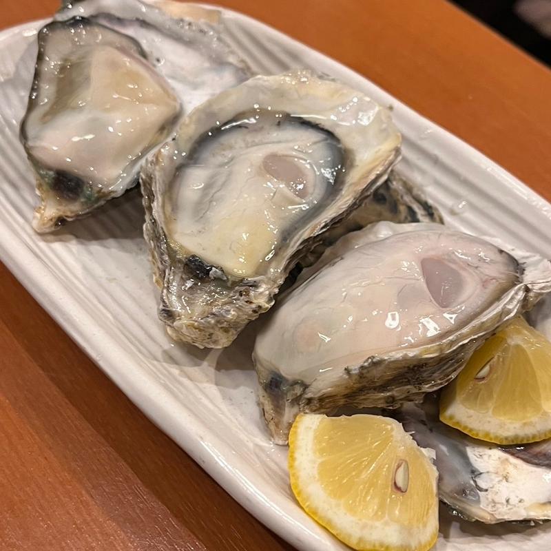 活〆牡蠣　一粒(かき小屋 豊丸水産 広島本通り店)