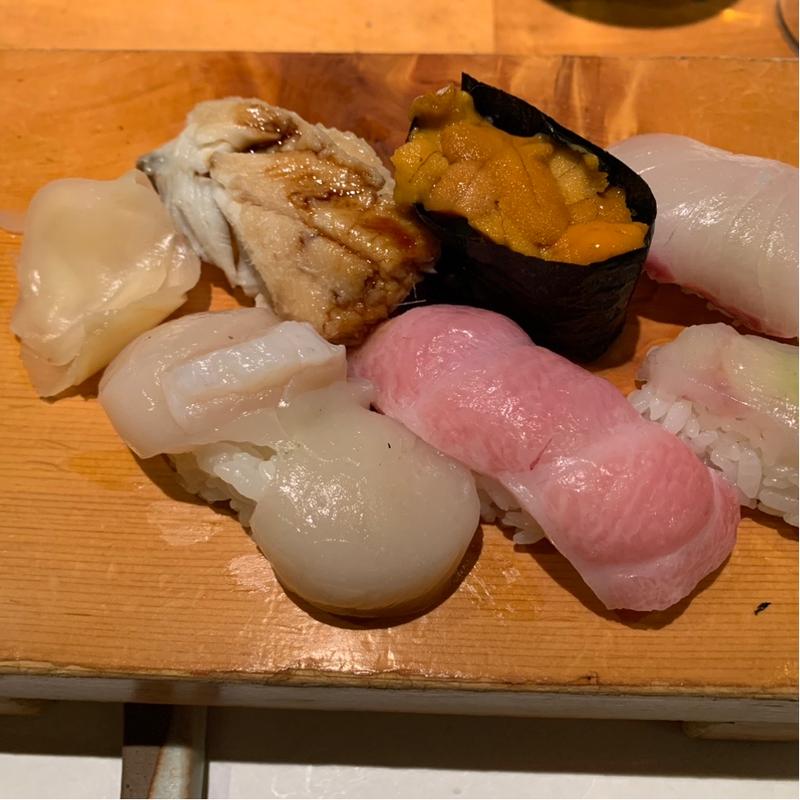 にぎり(鮨割烹ぎんえん 白山店)