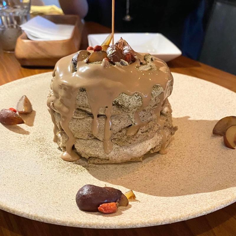 抹茶とほうじ茶のパンケーキ(512 Cafe & Grill)