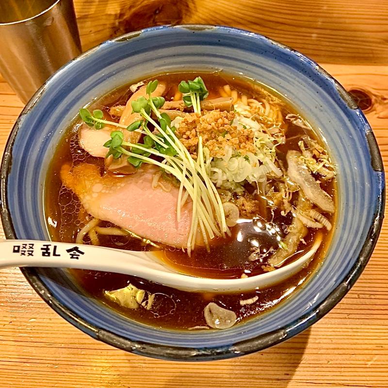 醤油ラーメン(自家製麺 啜乱会)