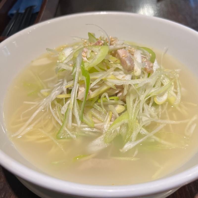 鶏白湯葱そば(中国料理 東方餐廳 （トウホウサンチョウ）)