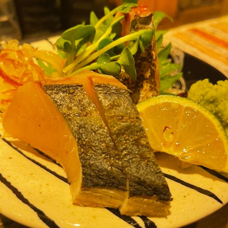 鰆の炙り(おでんとお蕎麦 居酒屋じんべえ難波店)