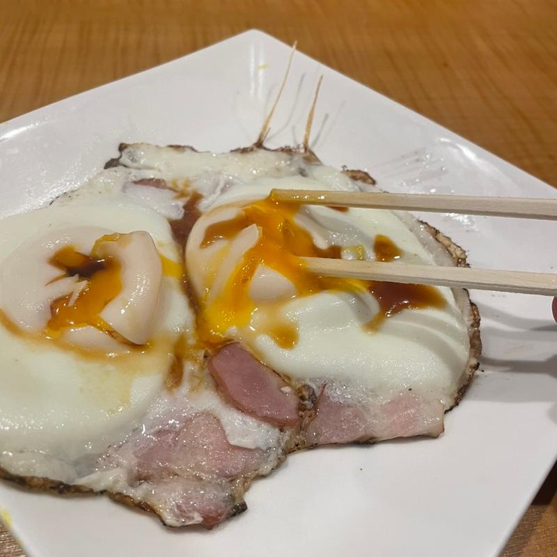 ベーコンエッグ(満腹亭)
