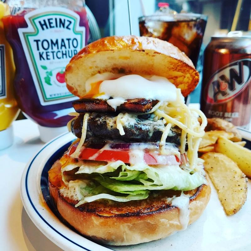 スーパーカルボバーガー(BURGERLION - UTSUBO A GOGO -)