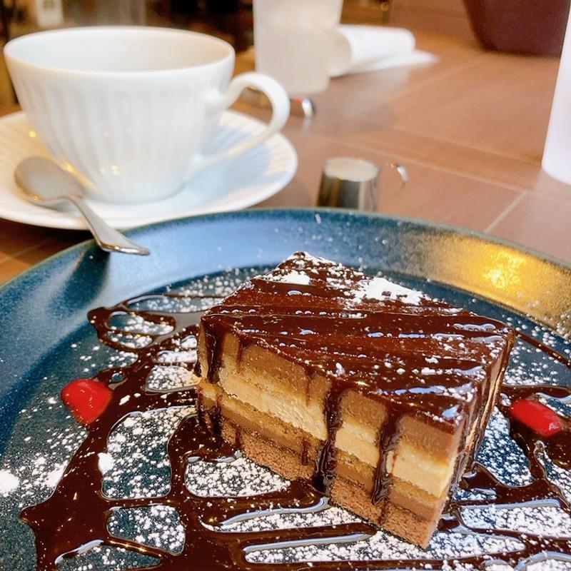 オペラ（ドリンクセット）(倉式珈琲店 広島本通店)