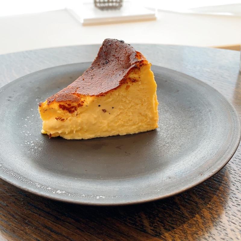 バスクチーズケーキ(MOTO COFFEE 内本町店)