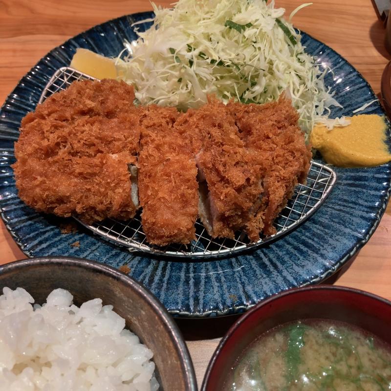 肩ロース定食(トンカツ ツキウマ 田町店)