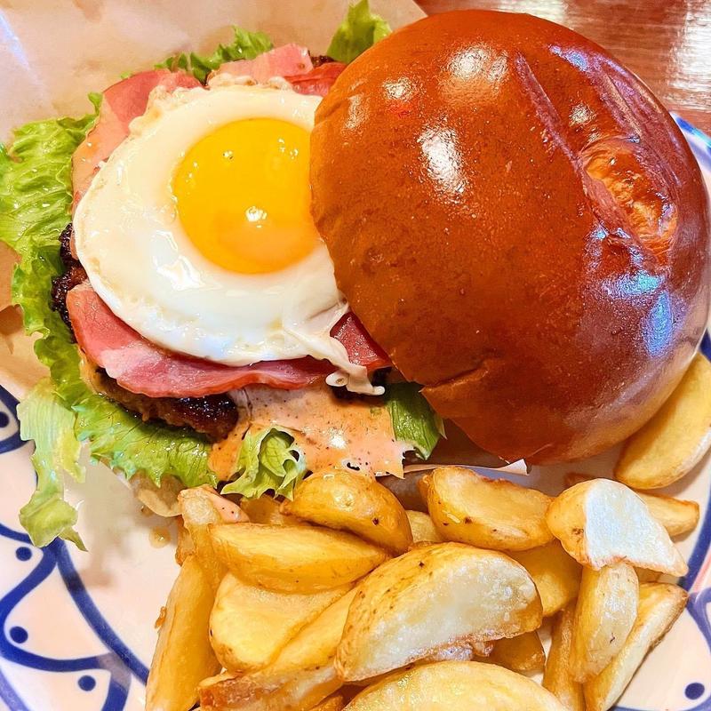 月見バーガー(カントリーレストランスワン)