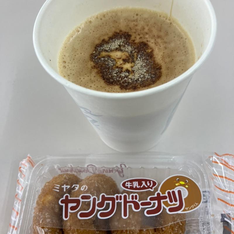 ヤングドーナツ(セブン-イレブン さっぽろ創世スクエア店)