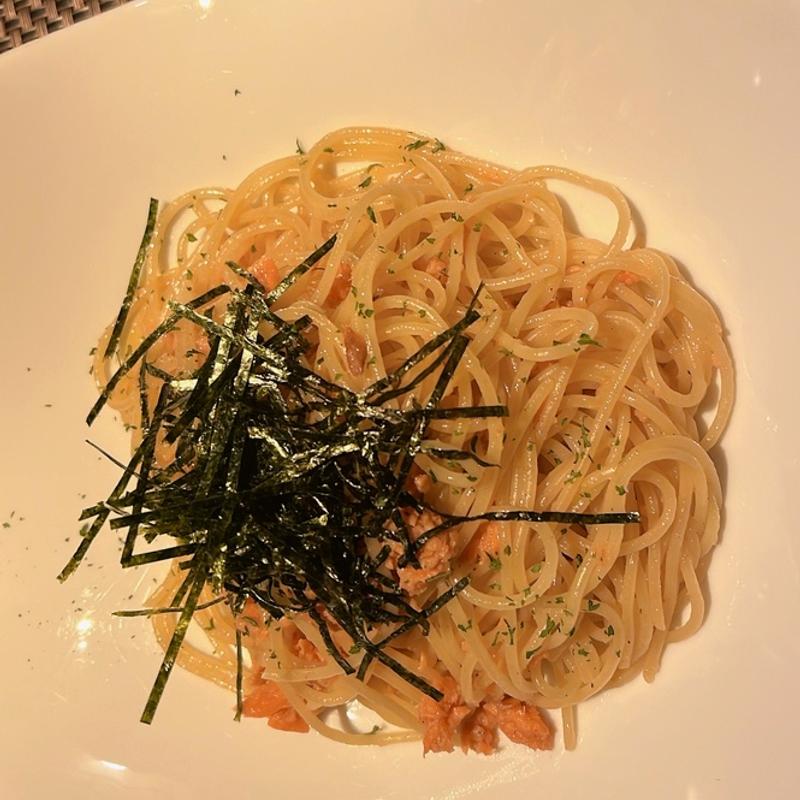 パスタランチ（鮭の和風パスタ）(アムール)