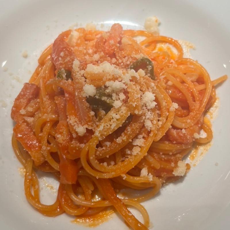ビストロ名物ナポリタンスパゲッティ(Wine bistro　晴)