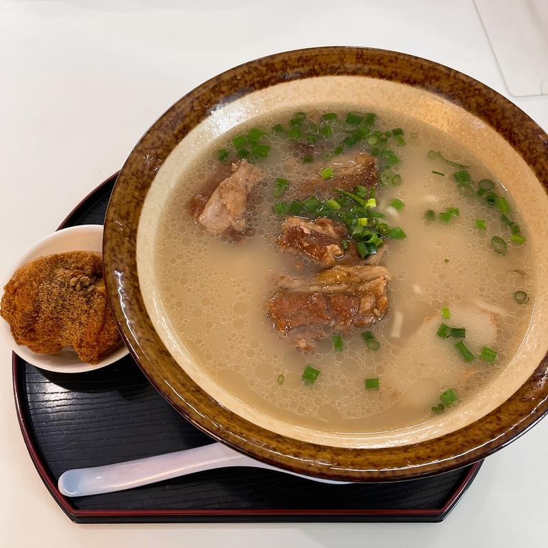 ソーキそば(南風 （パイカジ）)