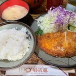 ロースカツ（上）(豚珍館 （とんちんかん）)