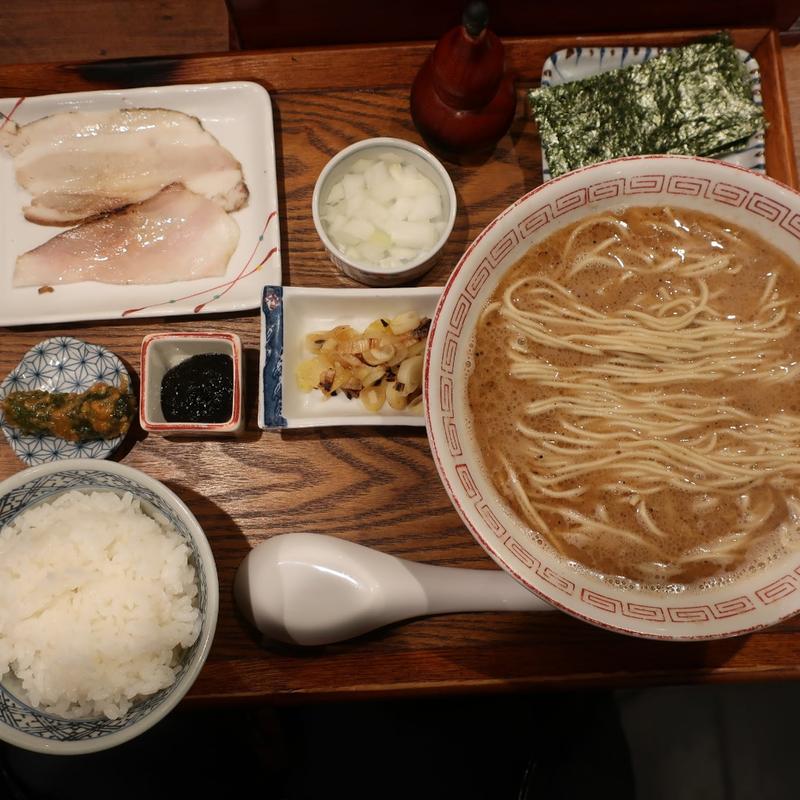 栗定食(炭火焼濃厚中華そば　奥倫道)