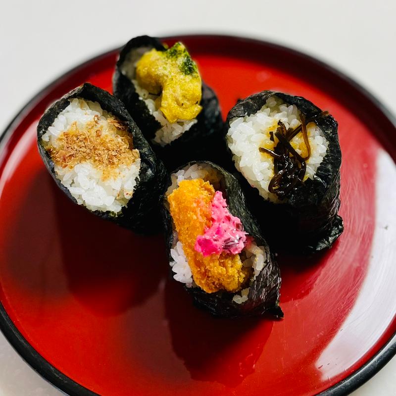 おかか・昆布・まぐろトロカツ・ちく天カレー(小島米店本店)