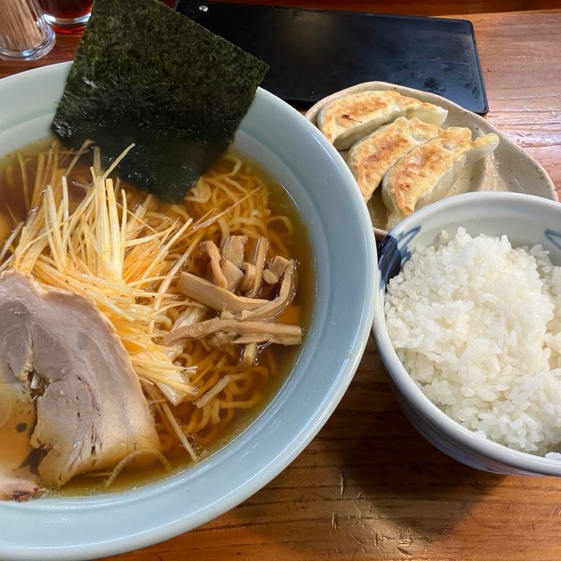 あっさりカラネギ醤油ラーメンサンコ餃子セット(めんかくぼう )