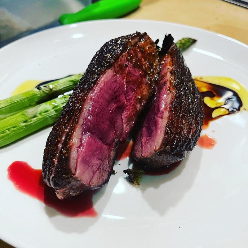 鴨の胸肉のロースト(レストラン ボンジョリーナ 高円寺)