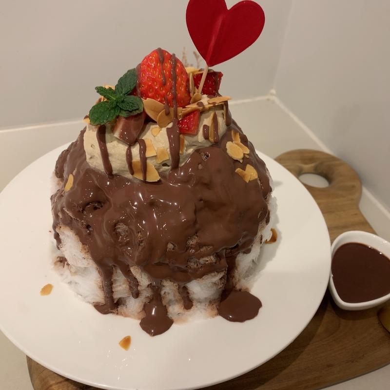 バレンタイン限定かき氷(Bonnel Cafe nook（ボンヌカフェ ヌック）)