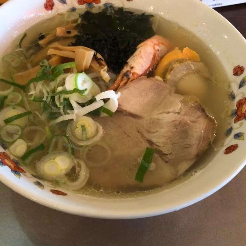 海峡ラーメン塩(おんじき庭本 函館空港店)