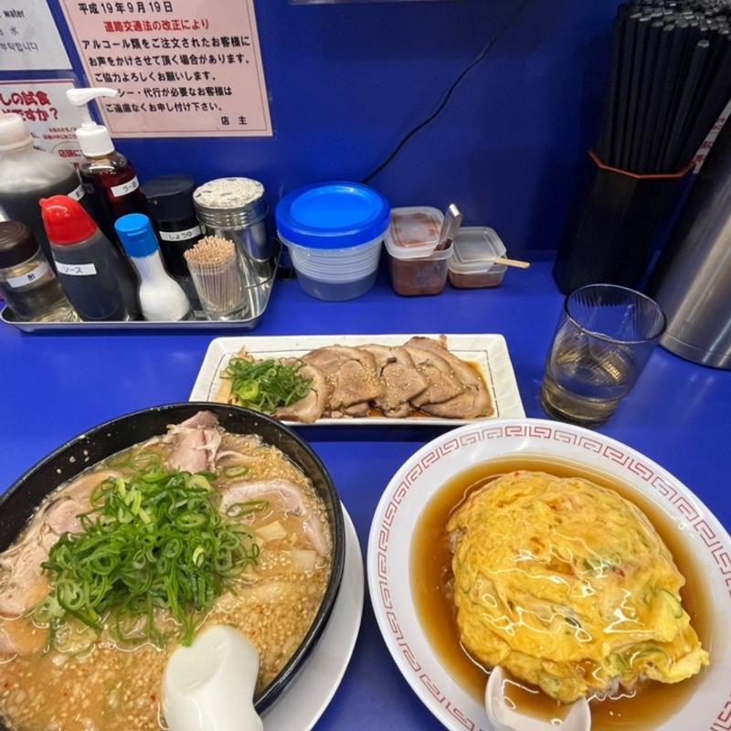 こってり味噌ラーメン、焼豚、天津飯(来来亭 土与丸店 )
