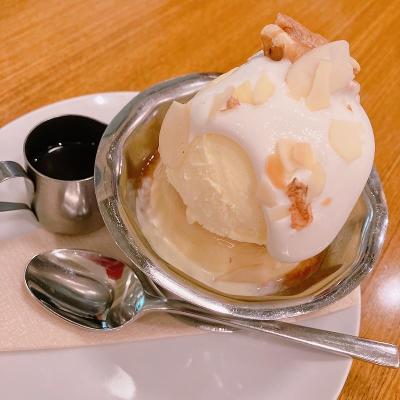 バニラとプリンのアフォガード(WIRED CAFE 横浜相鉄ジョイナス店)