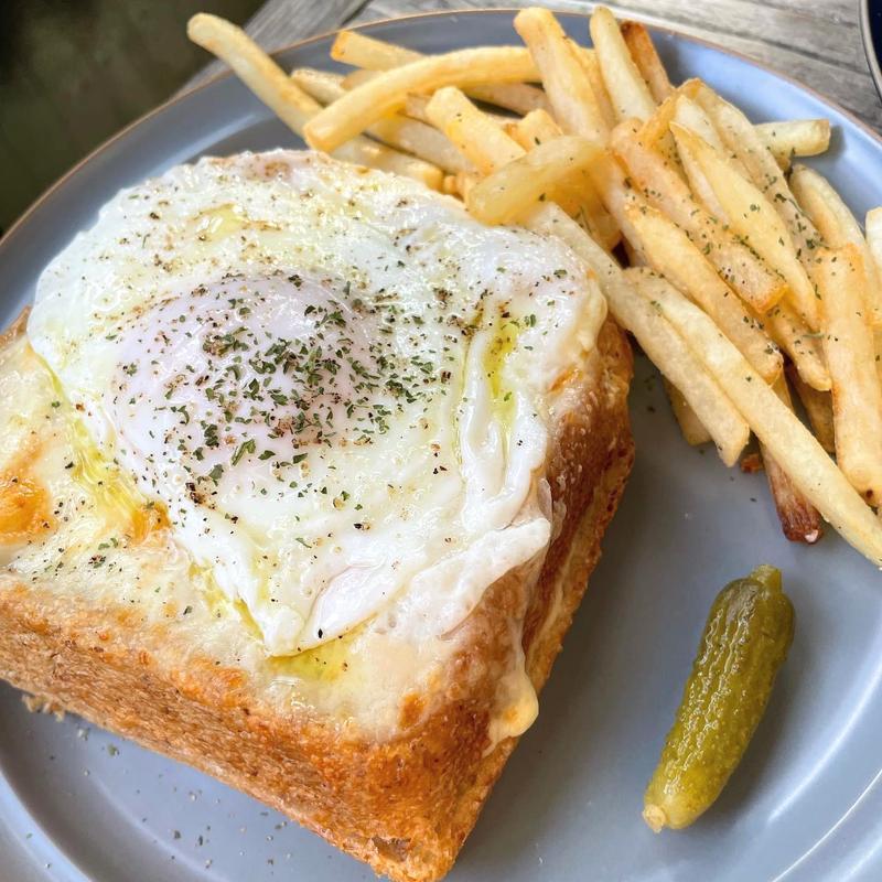 クロックマダム( TOLO COFFE&BAKERY(トロ コーヒーアンドベーカリー))