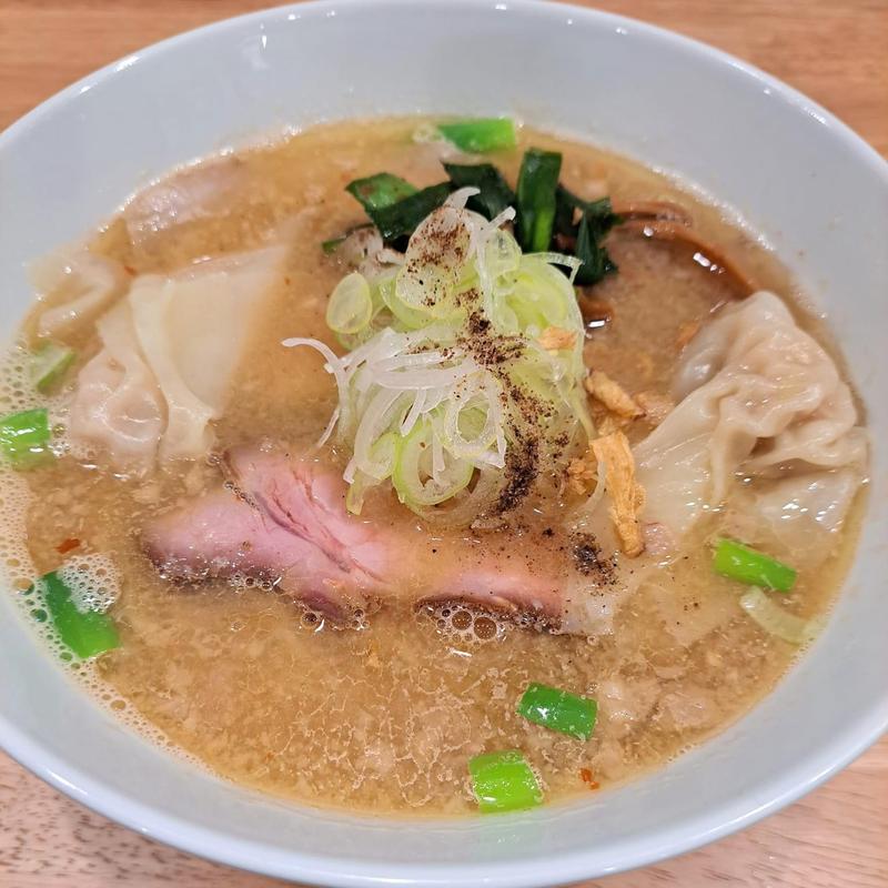 海老ワンタン味噌(地球の中華そば)