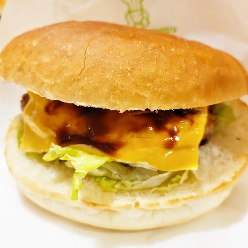 自慢のドミグラスバーガー(コメダ珈琲)