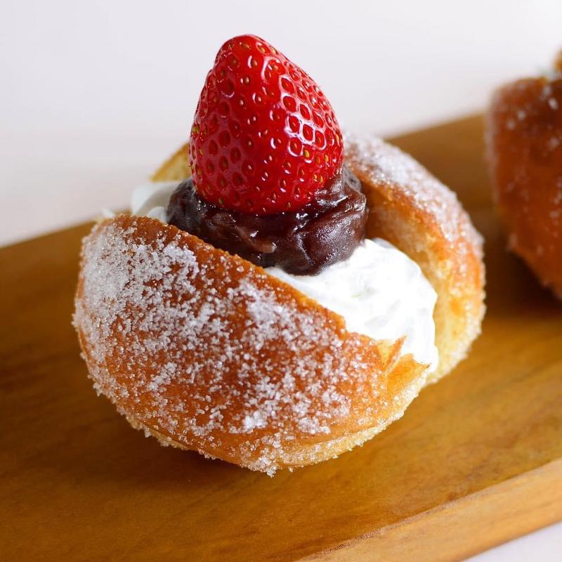 まるごとイチゴとあんホイップ(glin coffee 元町１号店)