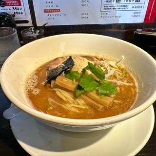 秋刀魚節白湯麺(柳麺まる重)