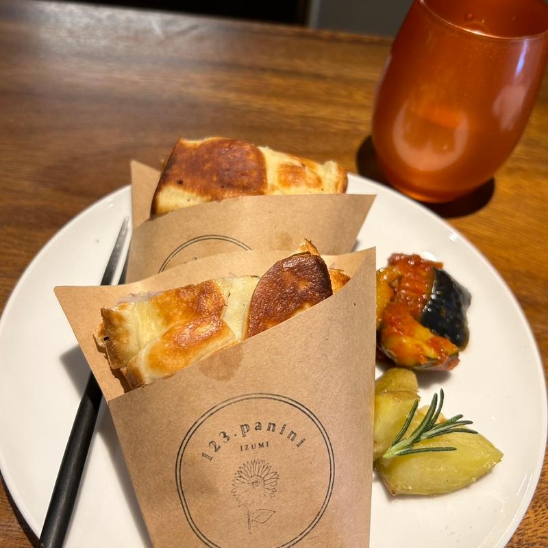 鯖のパニーニ(123.panini)