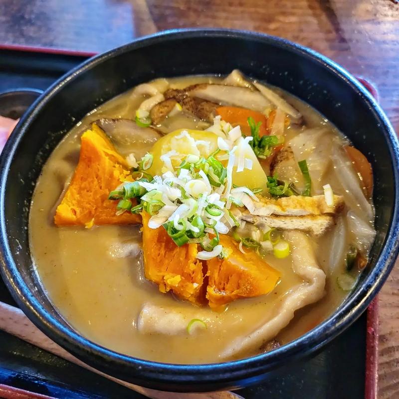 グリーンカレーほうとう(元祖・へっころ谷)