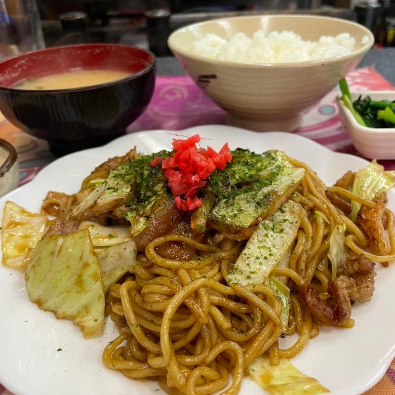 焼そば定食(きゃべつ亭)