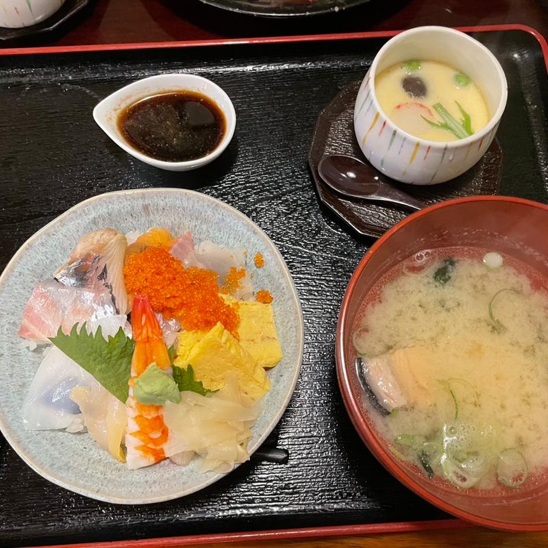 海鮮丼ランチ(博多寿し 福岡本店)