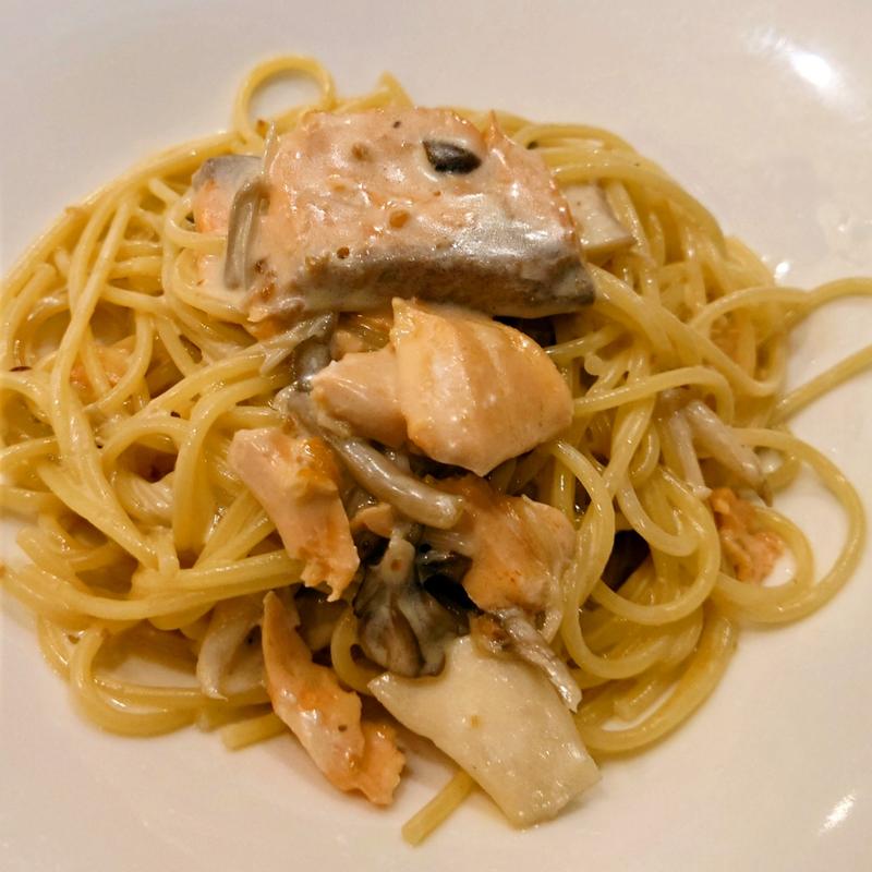 サーモンのクリームソース(ヒッコリー ソラリアステージ店)