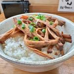 チャシューほぐし丼(麺堂HOME （めんどうほーむ）)
