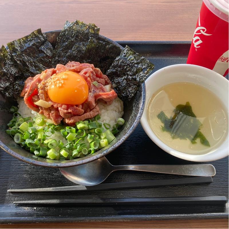 ローストビーフ丼(牛肉丼屋 和 ららぽーと立川立飛店 （KAZU）)