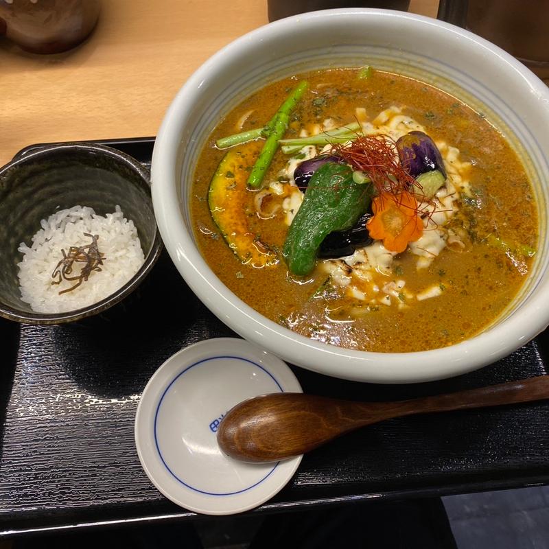 あぶりチーズカレーそば(つけ蕎麦安土　西新宿店)