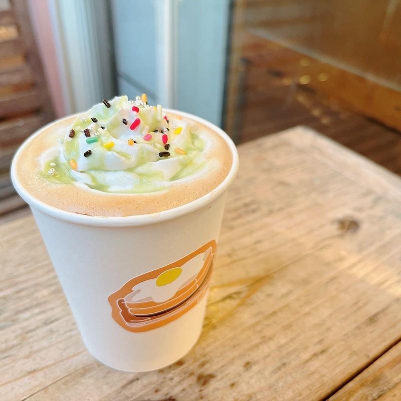 ホワイトモカ( TOLO COFFE&BAKERY(トロ コーヒーアンドベーカリー))