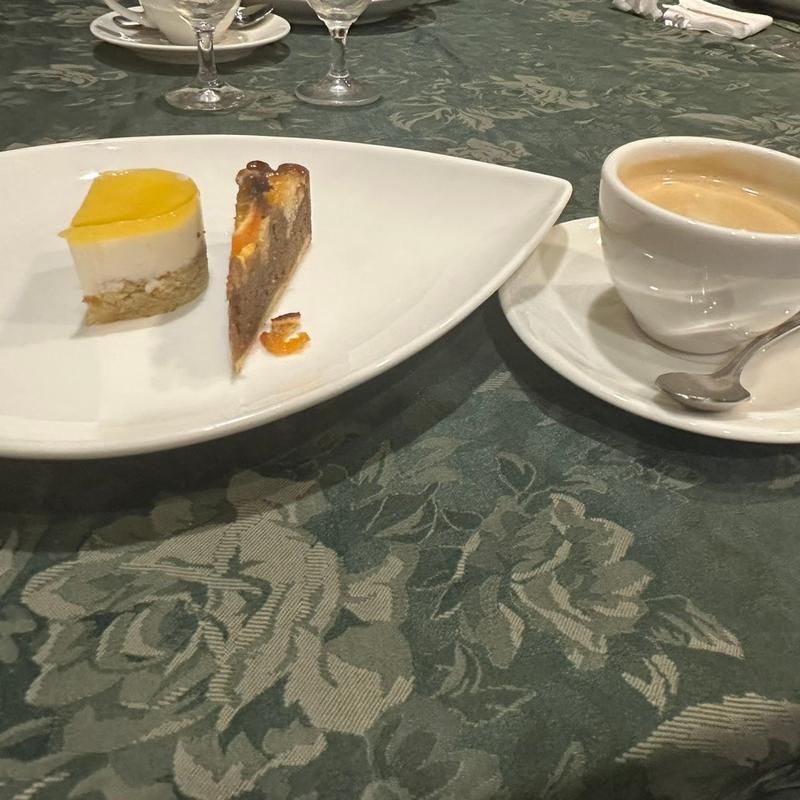 (レストラン　ラミ　ダンファンス　アラメゾン （Restaurant L ami D enfance ala maison）)