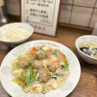 C 鶏団子と豆腐 春雨のいま塩煮(紫金飯店 原宿店)