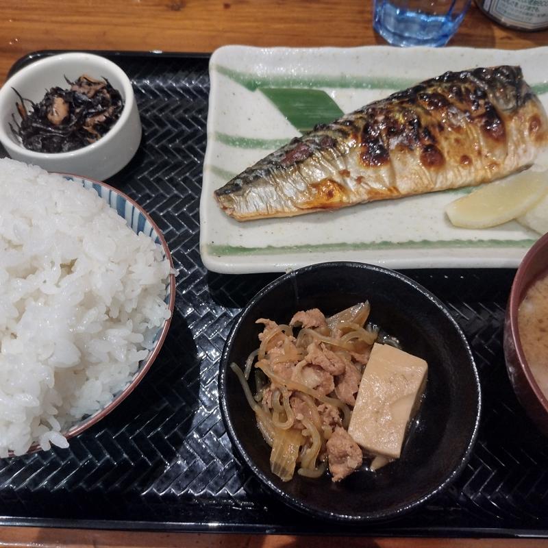 サバの塩焼き定食(土鍋炊きご飯 おこめとおかず)