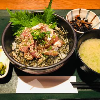 漁師丼(お魚料理 うおせい (Osakanaryouri uosei ))