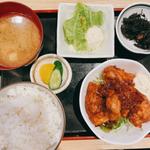 豚肉おろしポン酢定食(居酒屋 なごみ )