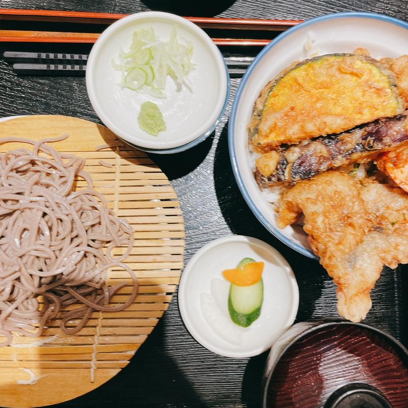 冬の味覚天丼(浅草割烹天とよ神保町店)