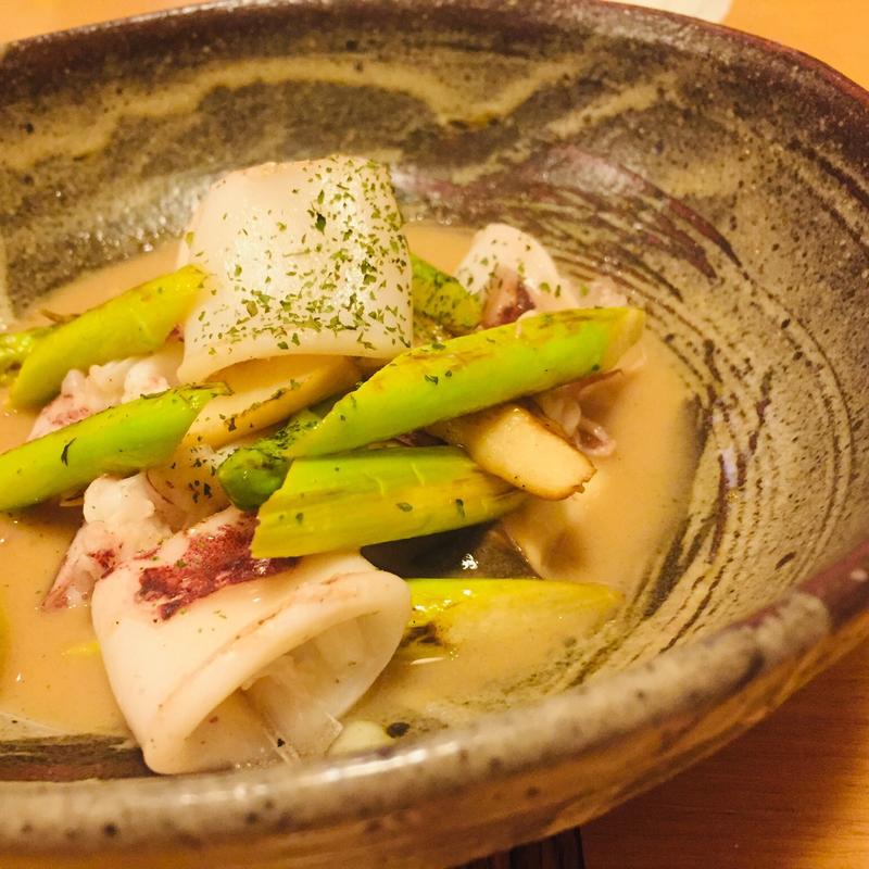 花イカとアスパラガスのバター炒め(海鮮本舗 )